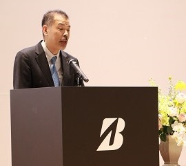 2024_入社式(会長).jpg